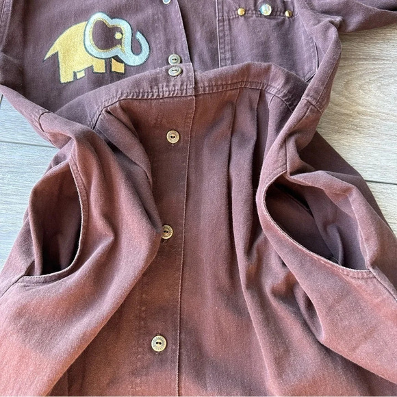 Vintage Brown Elephant Embossed Pattern Button Down Pleated Dress Made in Canada - Picture 10 of 16